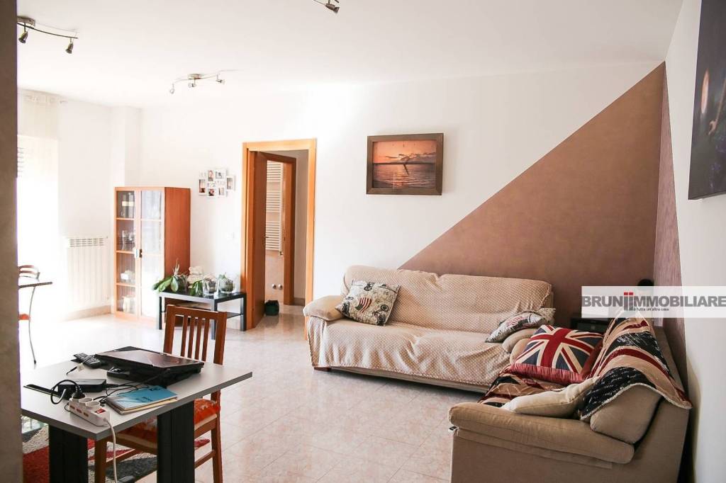 appartamento in vendita ad Ortona in zona Caldari