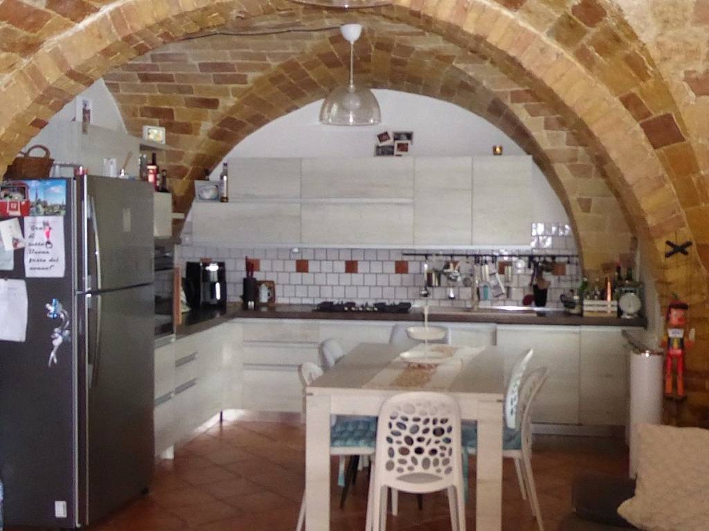 casa indipendente in vendita ad Ortona in zona Caldari