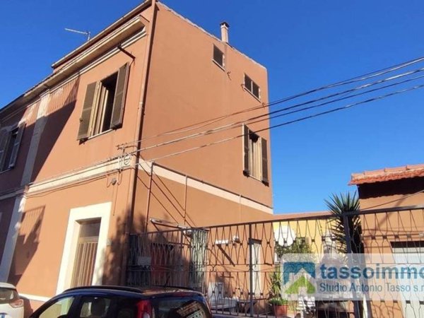casa indipendente in vendita ad Ortona in zona Caldari