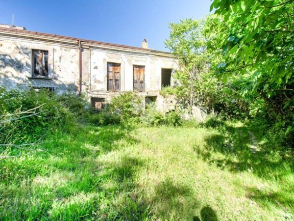 casa indipendente in vendita ad Ortona in zona Arielli