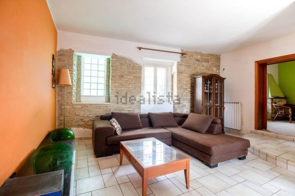 casa indipendente in vendita ad Ortona in zona Villa Grande