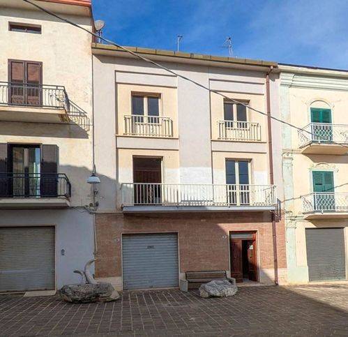 casa indipendente in vendita ad Ortona in zona Caldari