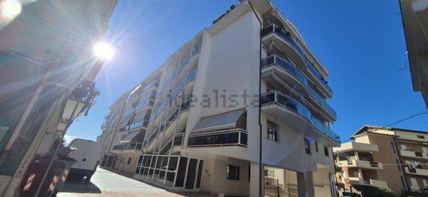 appartamento in vendita ad Ortona in zona Caldari