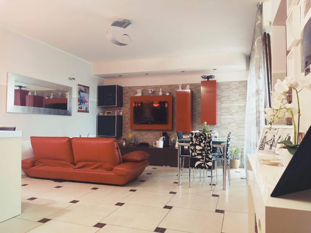 casa semindipendente in vendita ad Ortona in zona San Pietro