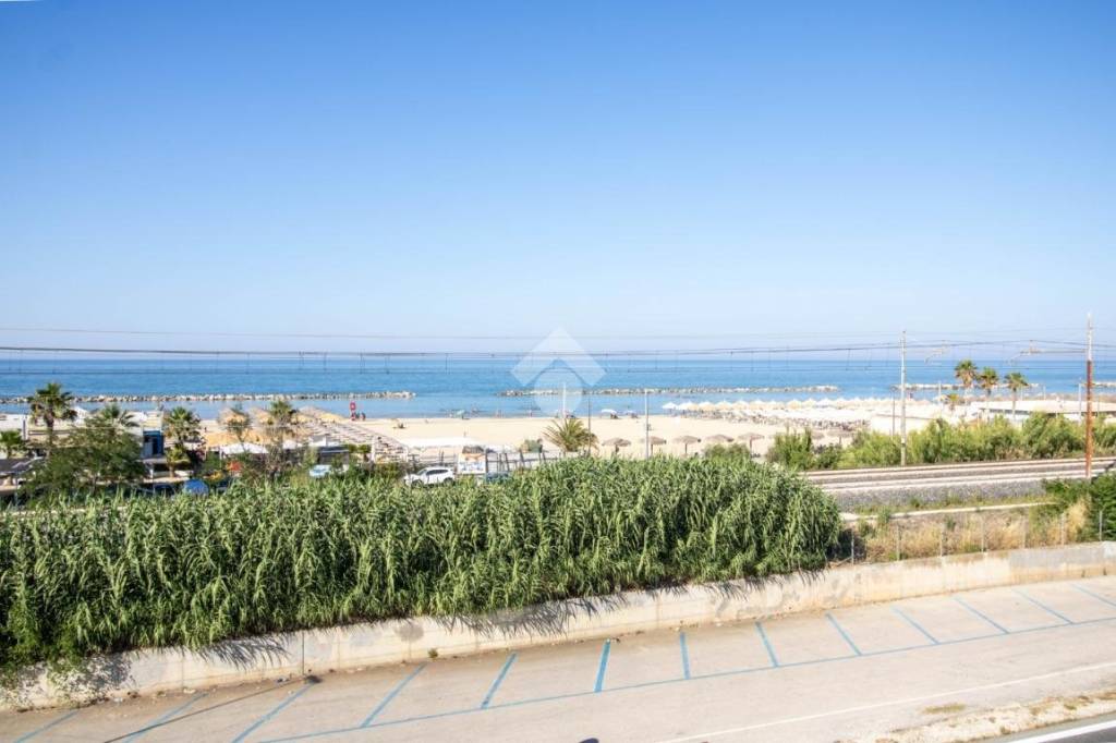 appartamento in vendita ad Ortona in zona Lido Riccio