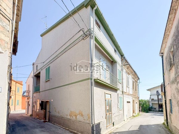 casa indipendente in vendita ad Ortona