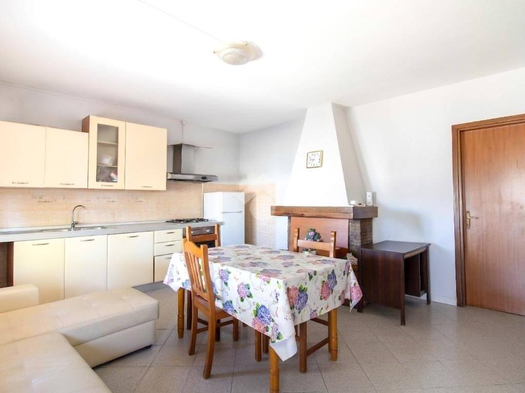 casa indipendente in vendita ad Ortona in zona San Pietro