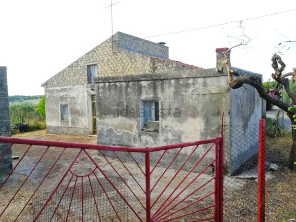 casa indipendente in vendita ad Ortona