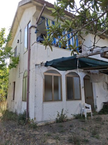 casa indipendente in vendita ad Ortona in zona Foro