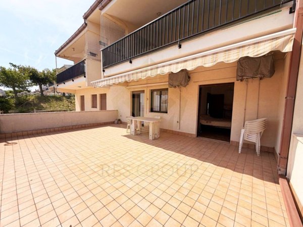 appartamento in vendita ad Ortona in zona Lido Riccio