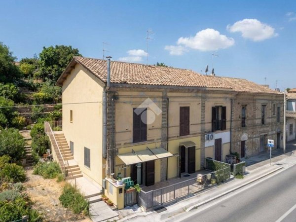 appartamento in vendita ad Ortona in zona Foro