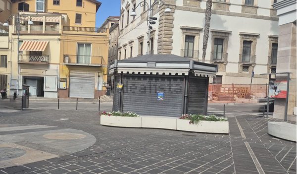 locale commerciale in vendita ad Ortona in zona Caldari