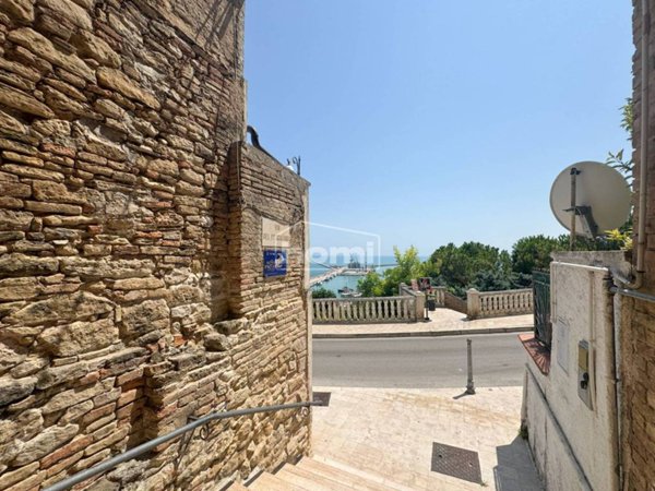 appartamento in vendita ad Ortona in zona Caldari