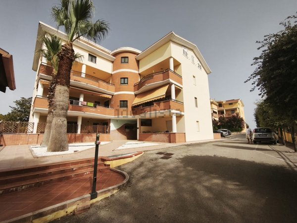 appartamento in vendita ad Ortona in zona Lazzaretto