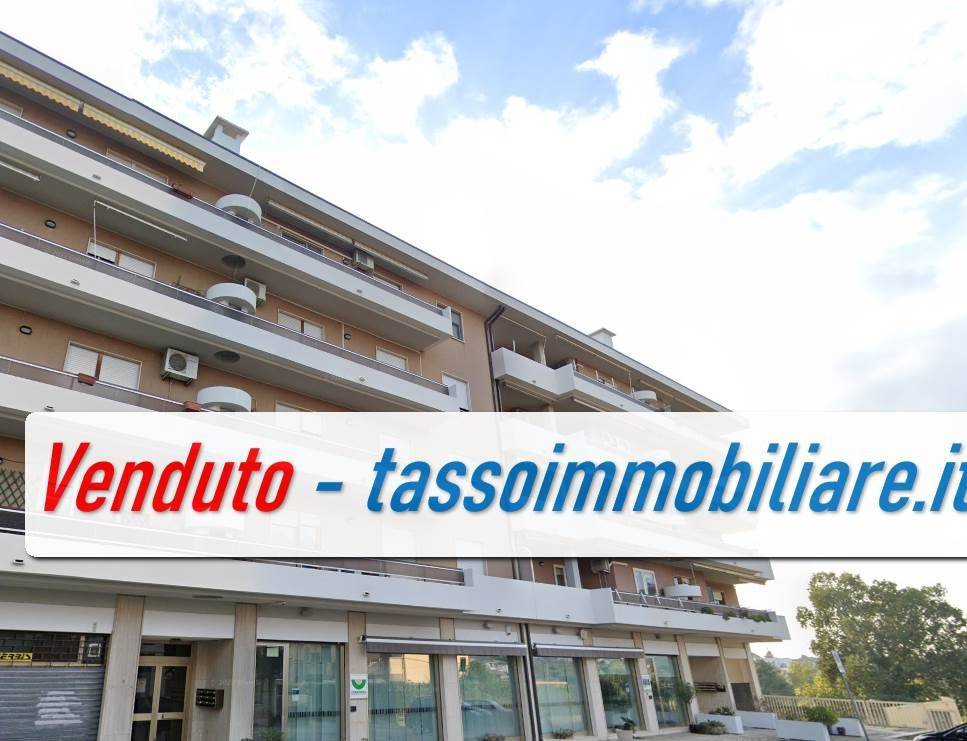 appartamento in vendita ad Ortona in zona Caldari