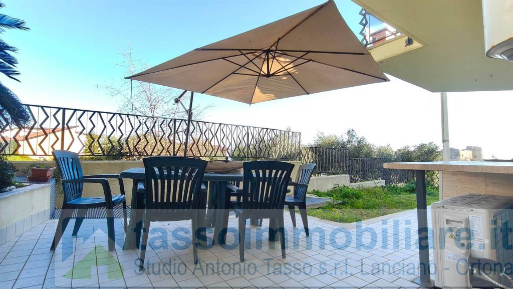 appartamento in vendita ad Ortona in zona Caldari