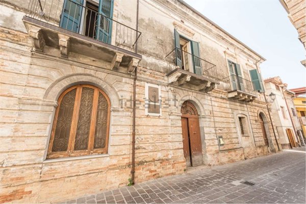 casa indipendente in vendita ad Ortona