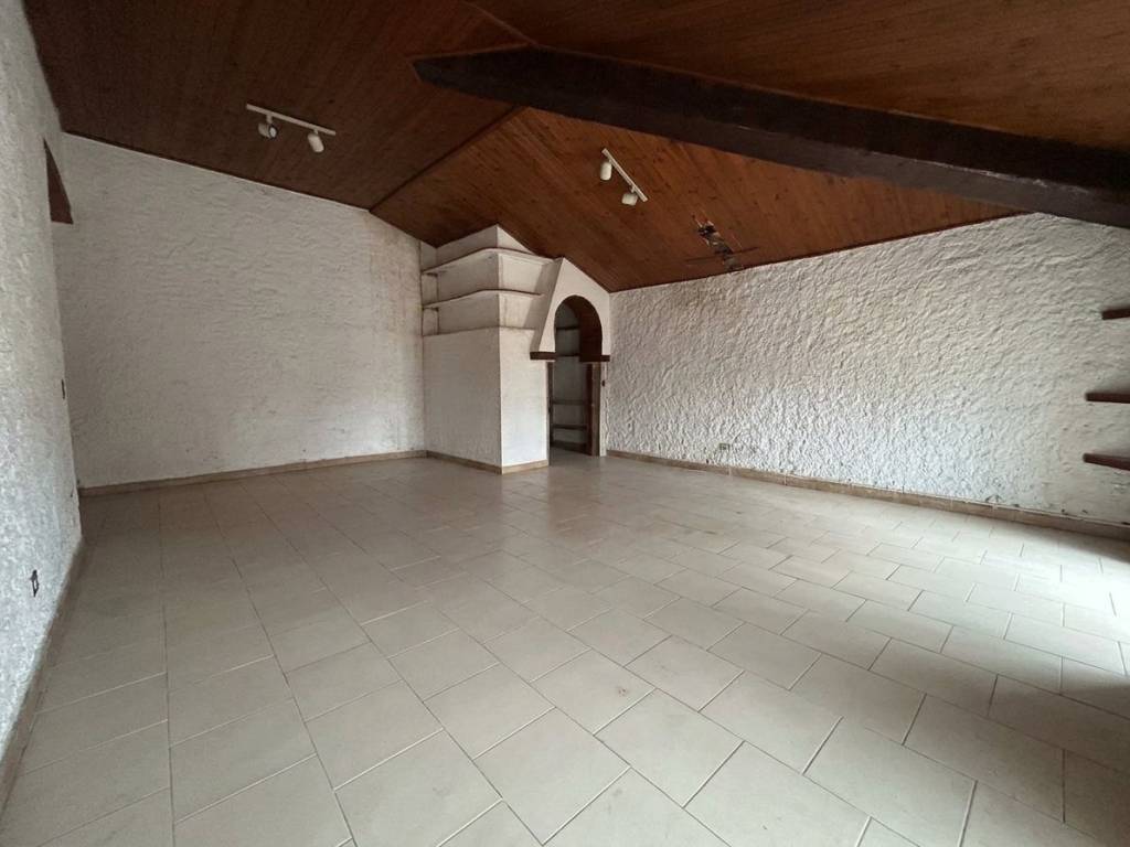 appartamento in vendita ad Ortona in zona Caldari