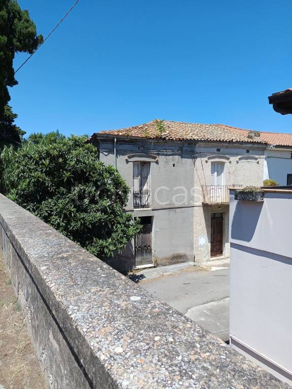 casa indipendente in vendita ad Ortona in zona Ripari Bardella