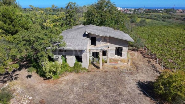 casa indipendente in vendita ad Ortona