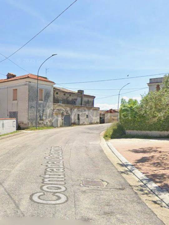 appartamento in vendita ad Ortona in zona Colombo