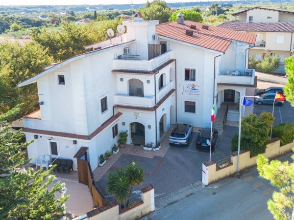 intera palazzina in vendita ad Ortona in zona Gagliarda
