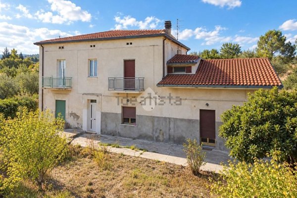 casa indipendente in vendita ad Ortona