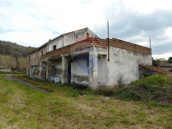 casa indipendente in vendita a Paglieta in zona Sant'Egidio