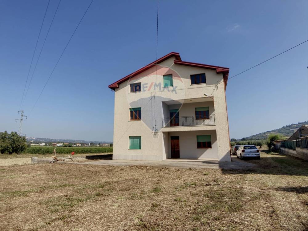 casa indipendente in vendita a Paglieta