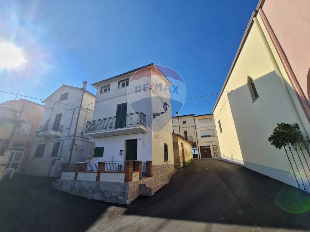casa indipendente in vendita a Paglieta