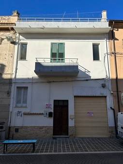 casa indipendente in vendita a Paglieta