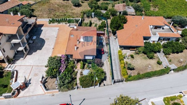 casa indipendente in vendita a Paglieta