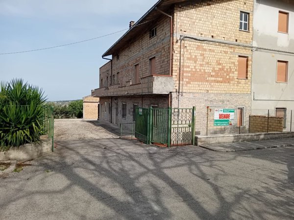 casa indipendente in vendita a Paglieta