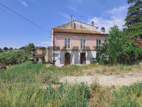 casa indipendente in vendita a Paglieta