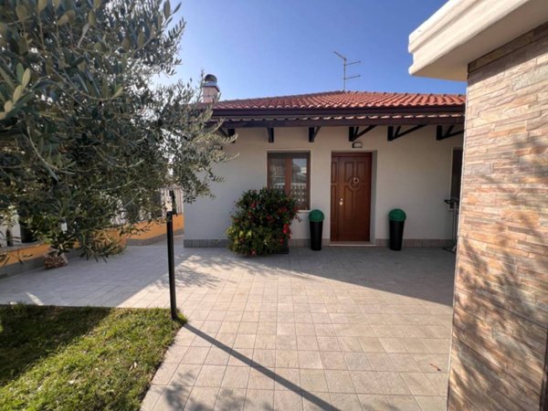 casa indipendente in vendita a Paglieta