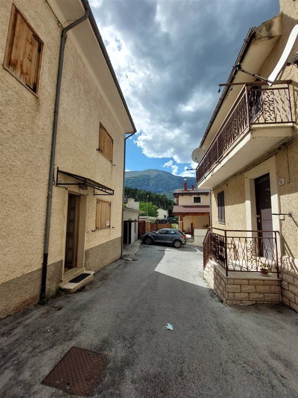 casa indipendente in vendita a Palena