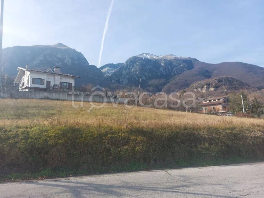 terreno agricolo in vendita a Palombaro