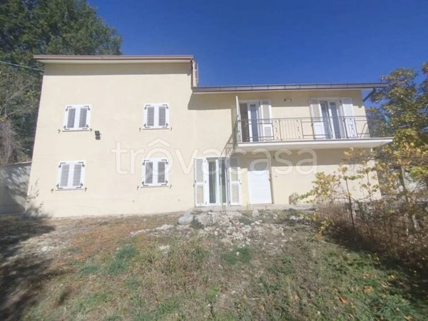 casa indipendente in vendita a Palombaro