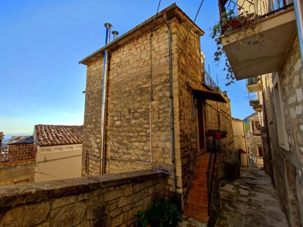 casa indipendente in vendita a Pennapiedimonte