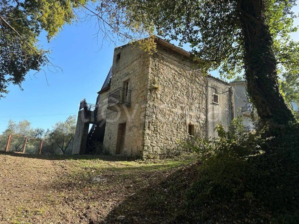 casa indipendente in vendita a Pennapiedimonte