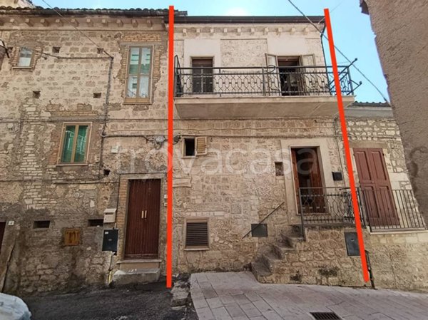 casa indipendente in vendita a Pennapiedimonte