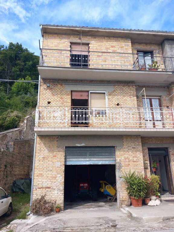 casa indipendente in vendita a Pennapiedimonte