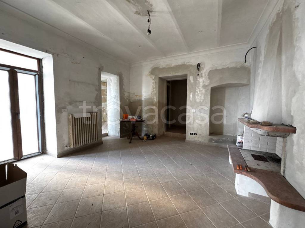 casa indipendente in vendita a Pennapiedimonte in zona Fontana