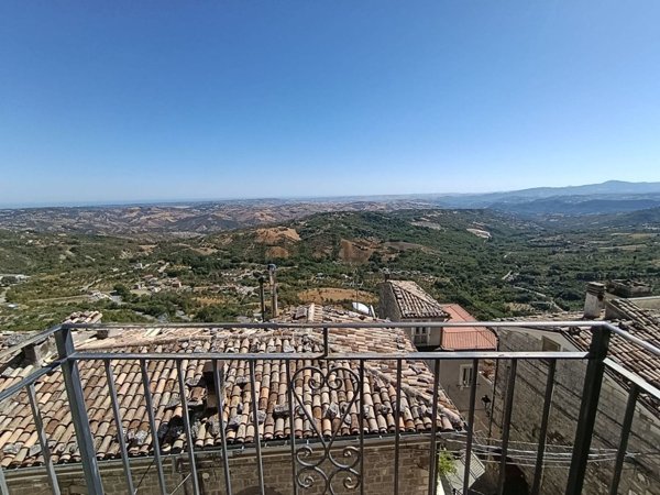 casa indipendente in vendita a Pennapiedimonte in zona Fontana