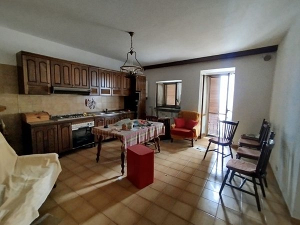 appartamento in vendita a Pennapiedimonte in zona Fontana