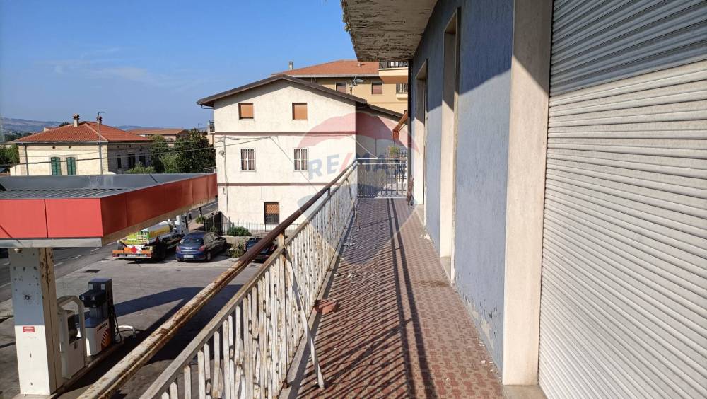 appartamento in vendita a Perano in zona Quadroni