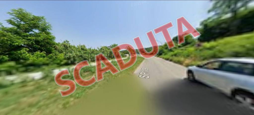 locale commerciale in vendita a Perano in zona Impicciaturo