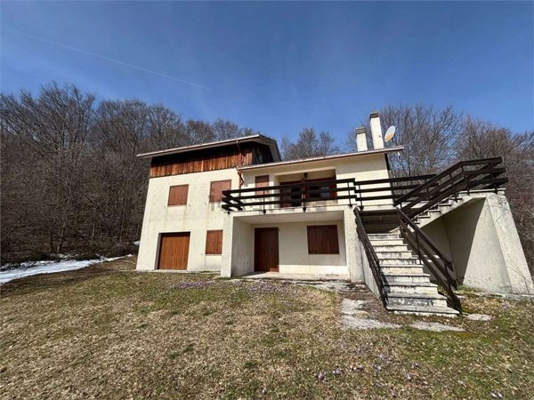 casa indipendente in vendita a Pizzoferrato in zona Valle del Sole