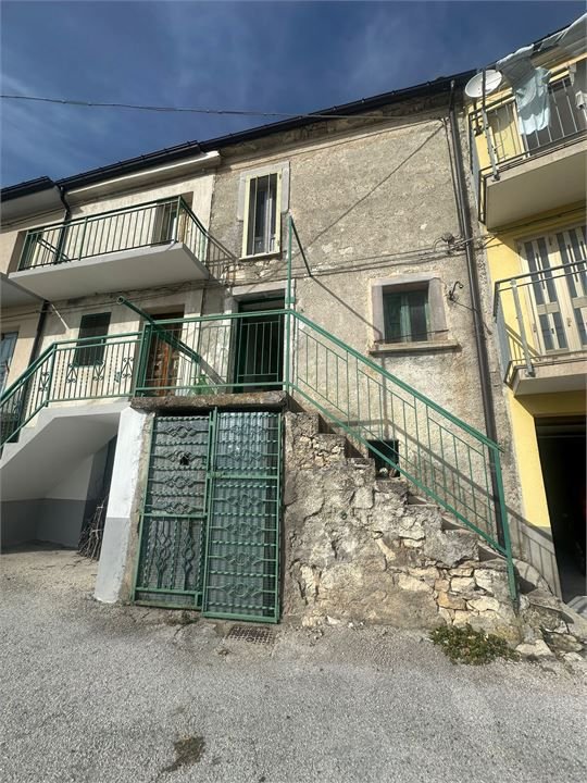 intera palazzina in vendita a Pizzoferrato