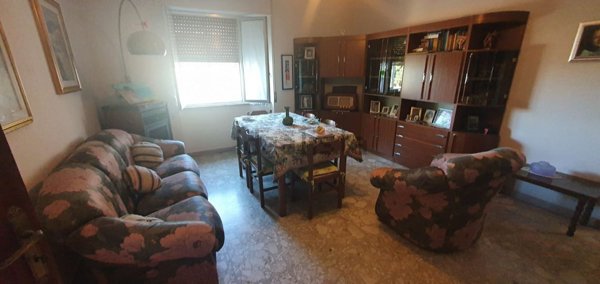 casa indipendente in vendita a Poggiofiorito